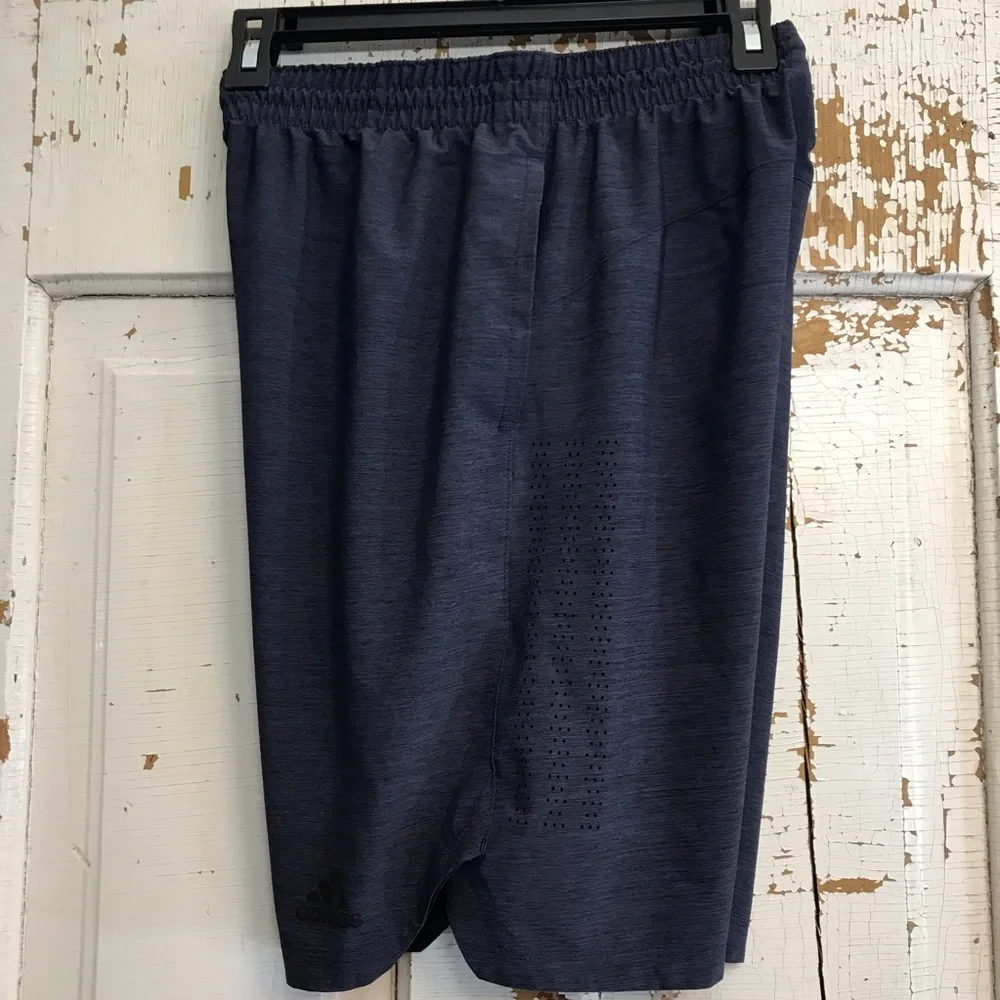 ☘️❄️ Adidas Axis Woven training Shorts ❄️☘️ - Picture 7 of 11